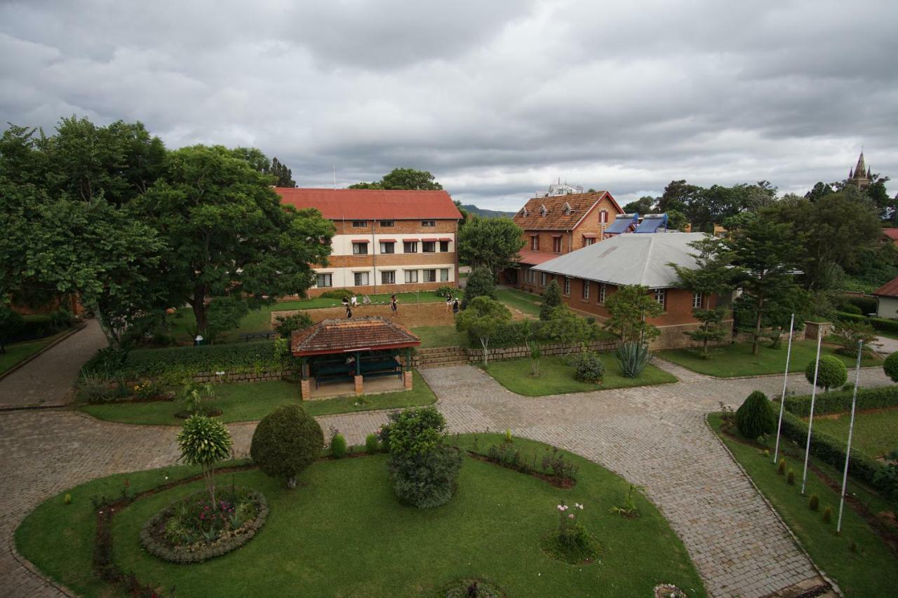 Hotel Lovasoa 4C Antsirabe Exteriér fotografie