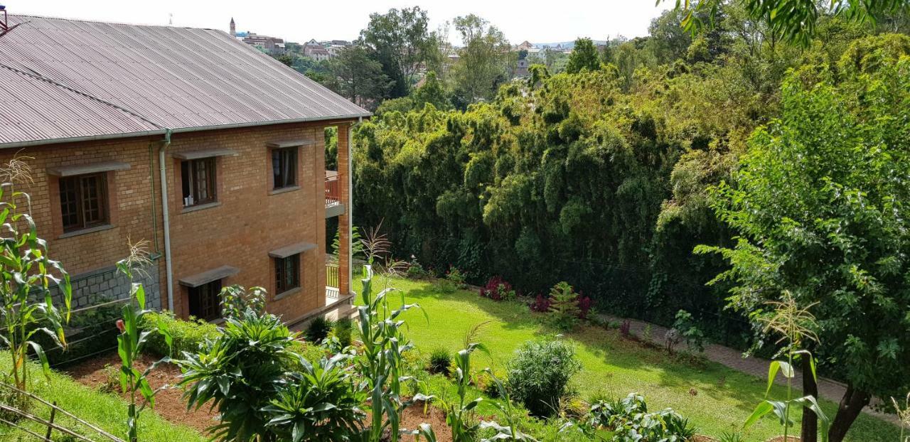 Hotel Lovasoa 4C Antsirabe Exteriér fotografie