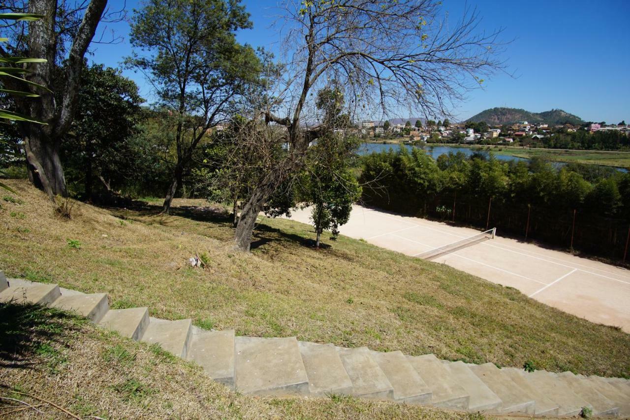 Hotel Lovasoa 4C Antsirabe Exteriér fotografie